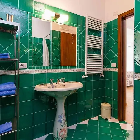 Appartamento San Leo, - Ginestra Castellabate